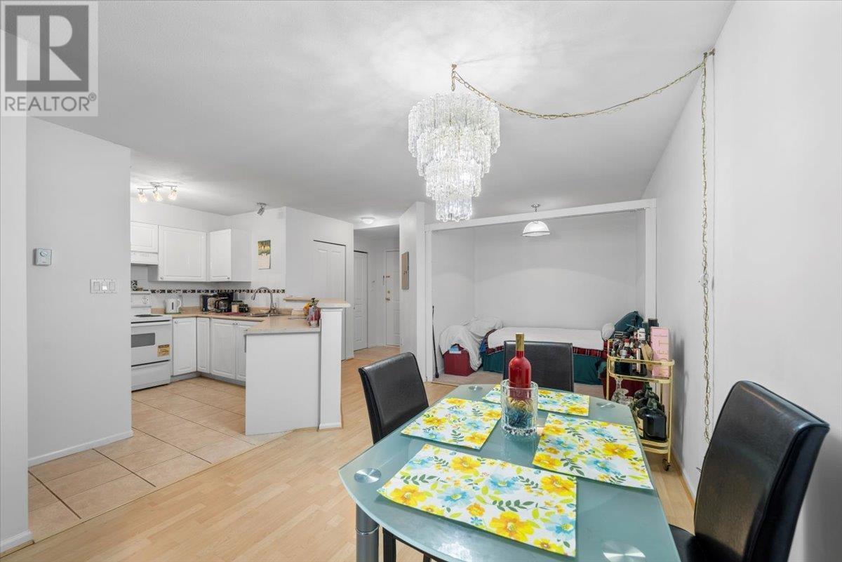 Photo 10 of Ph 23 760 Kingsway, Vancouver BC