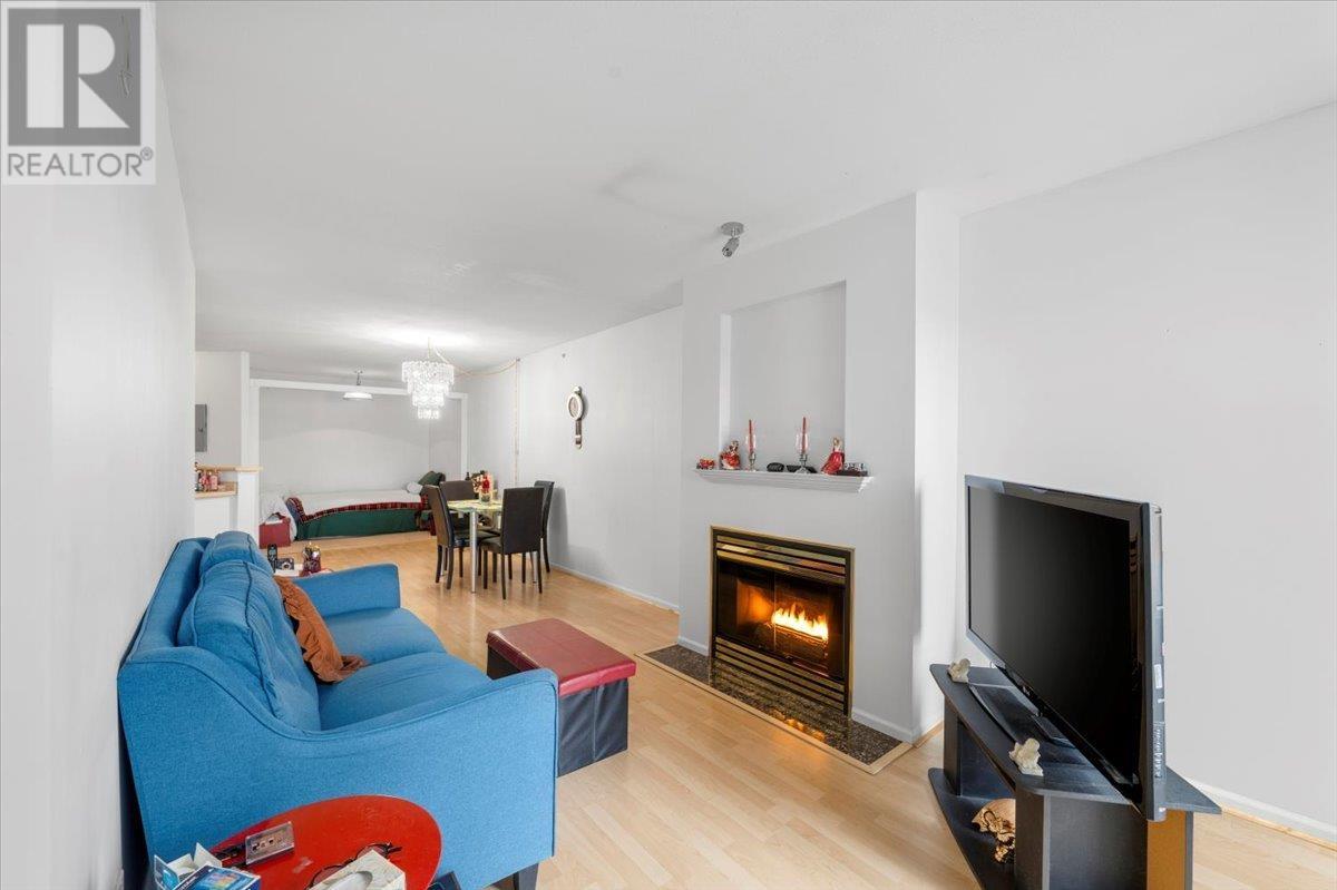 Photo 9 of Ph 23 760 Kingsway, Vancouver BC