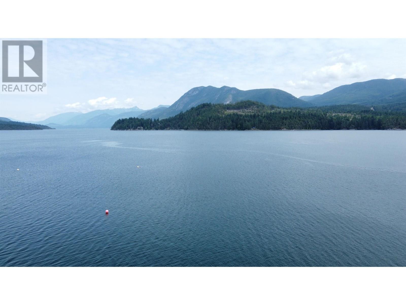 6340 N GALE AVENUE, Sechelt