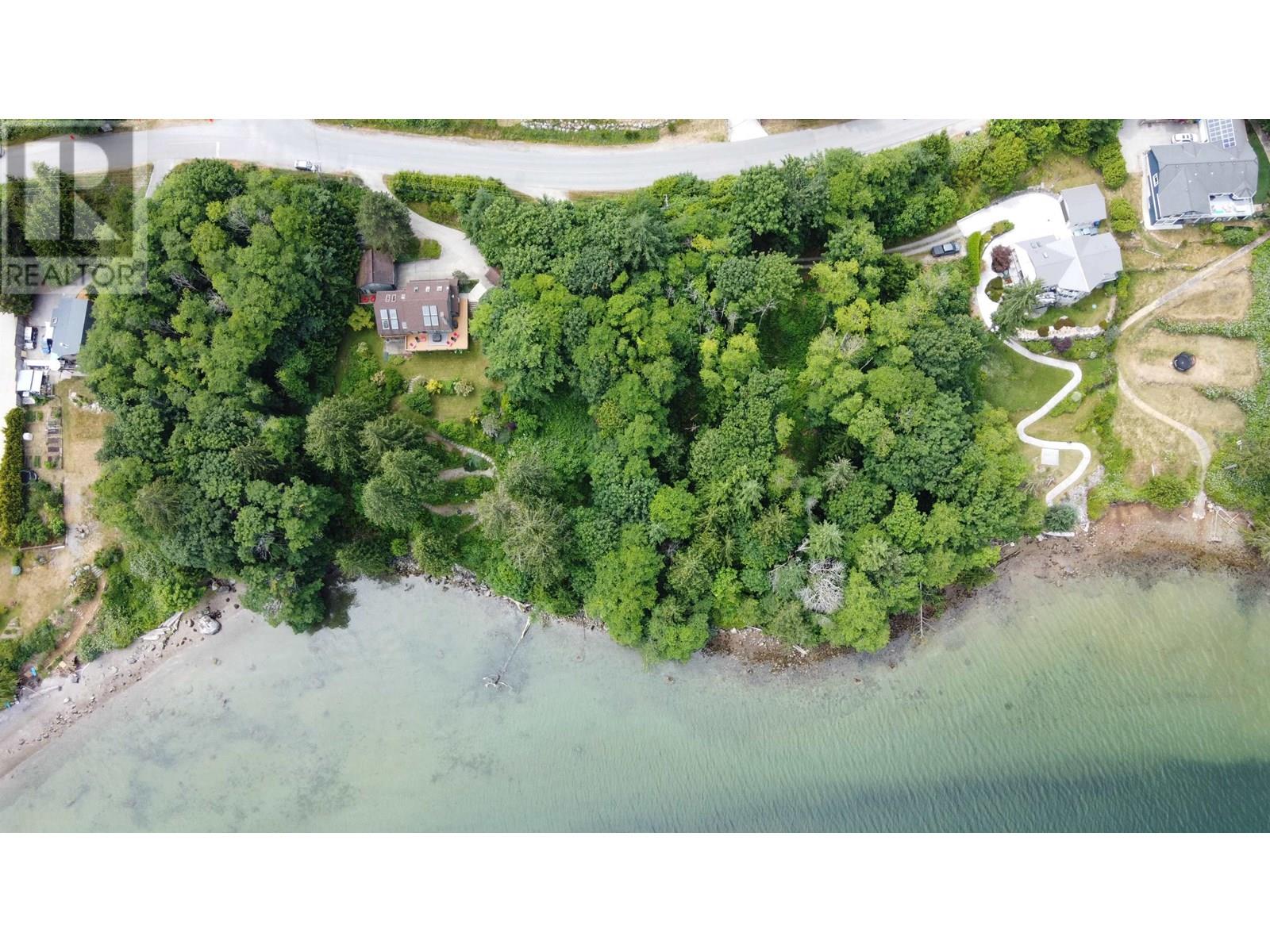 6340 N GALE AVENUE, Sechelt