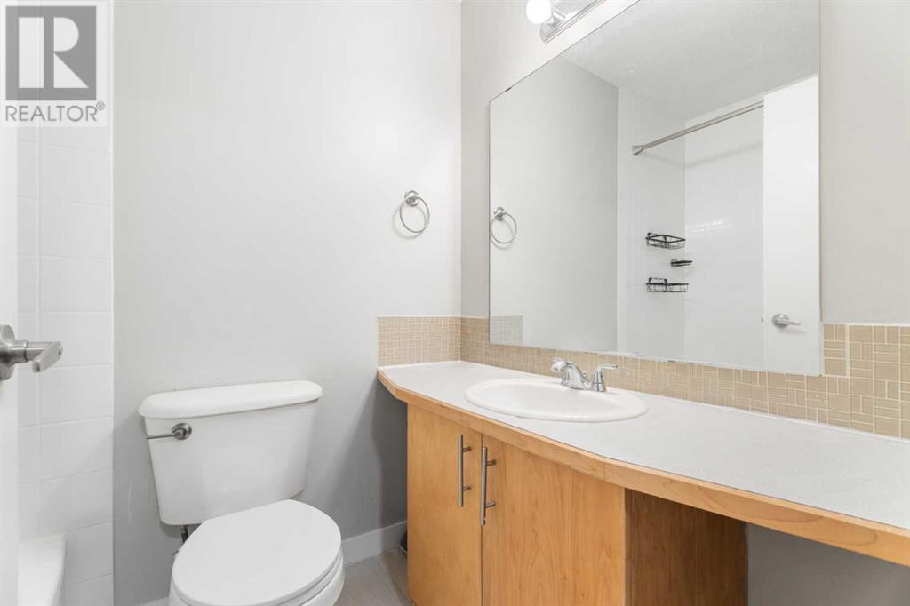 Single Family House for Sale in   Dalton Drive NW Dalhousie Calgary 