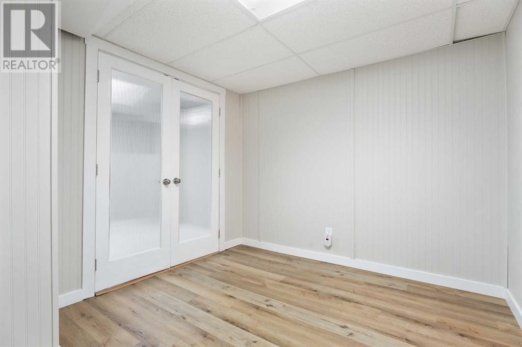 Single Family House for Sale in   Dalton Drive NW Dalhousie Calgary 