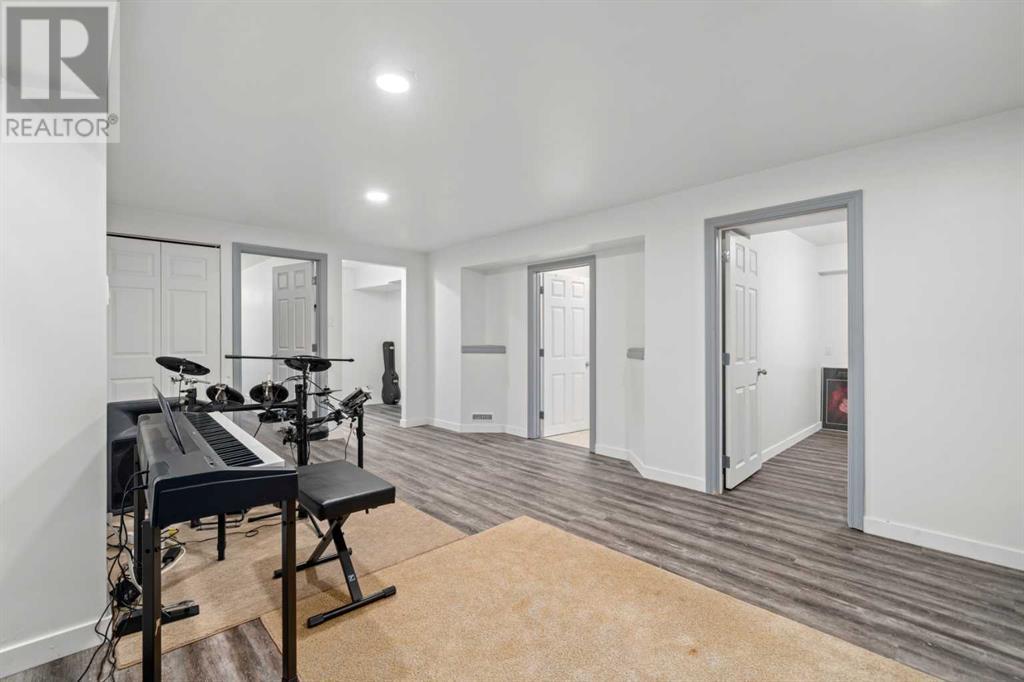 Single Family House Bungalow for Sale in  Southwood Drive SE Southview Calgary 
