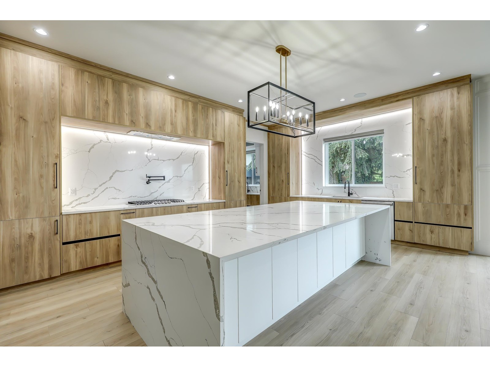 Photo 12 of 11525 140 Street, Surrey BC