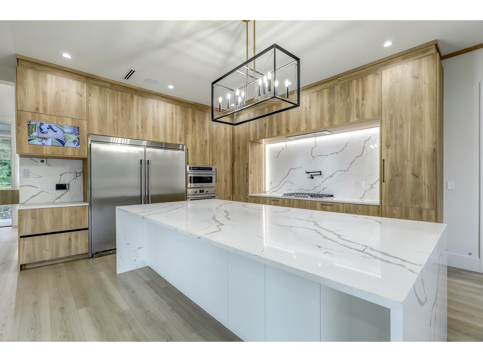 Photo 10 of 11525 140 Street, Surrey BC
