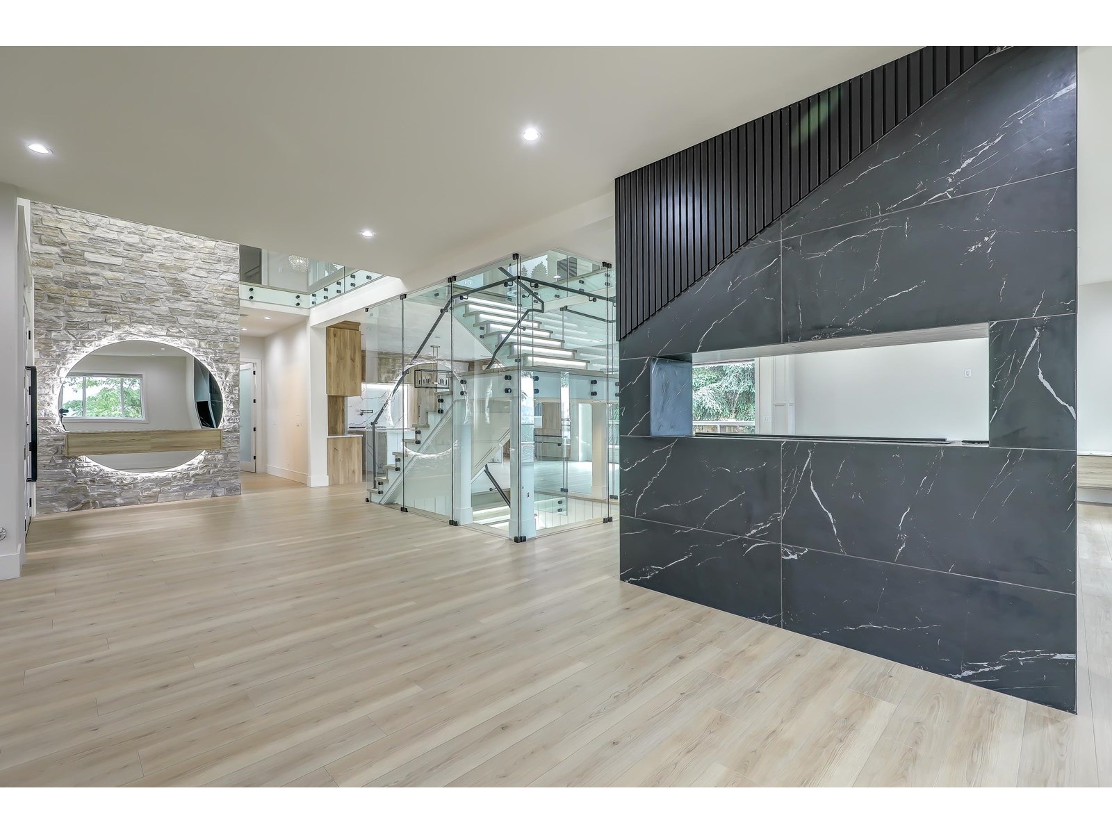 Photo 6 of 11525 140 Street, Surrey BC