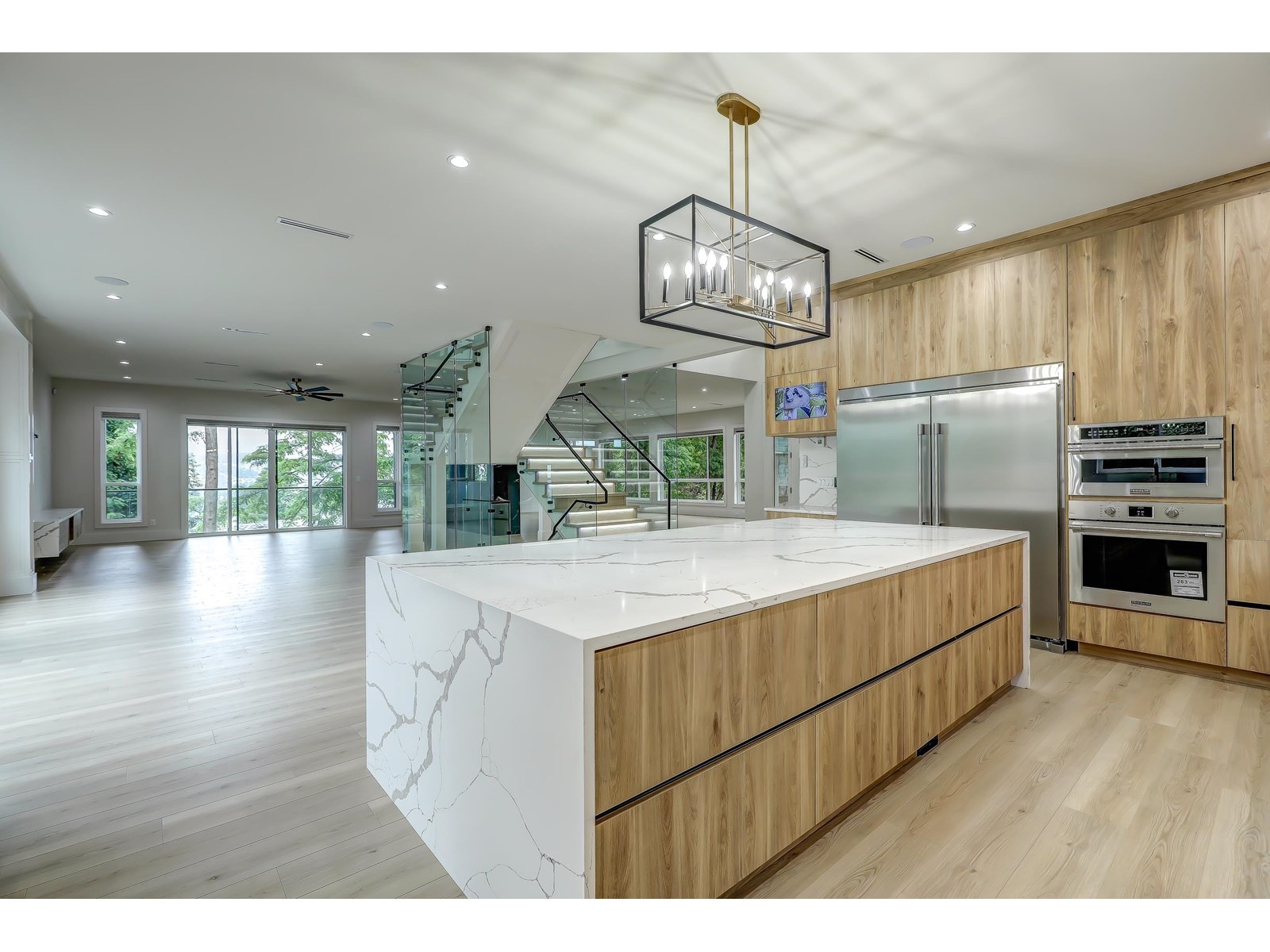 Photo 13 of 11525 140 Street, Surrey BC