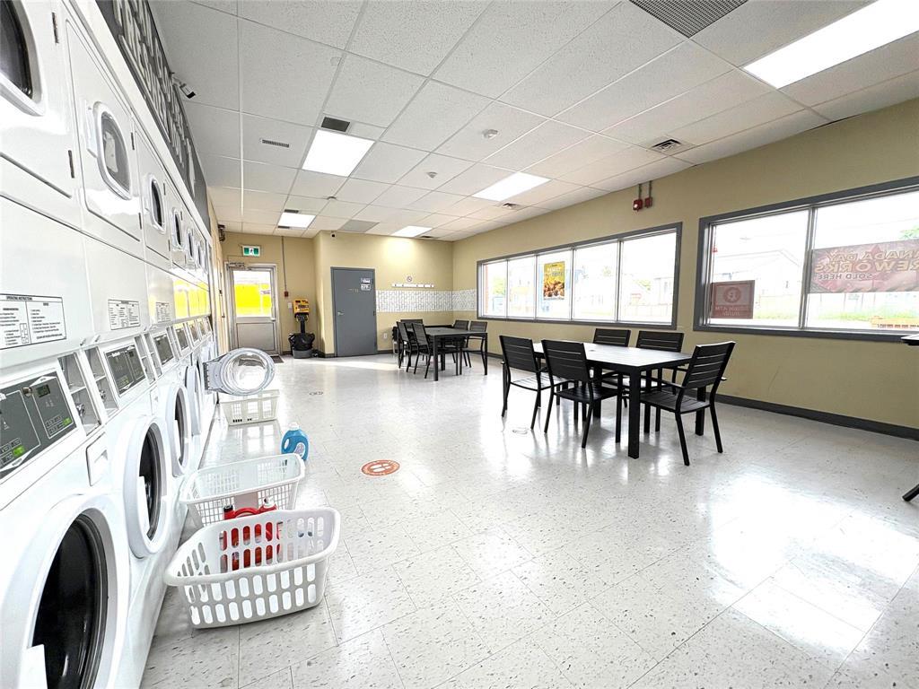 Photo 35 of 1539 Logan Avenue, Winnipeg MB