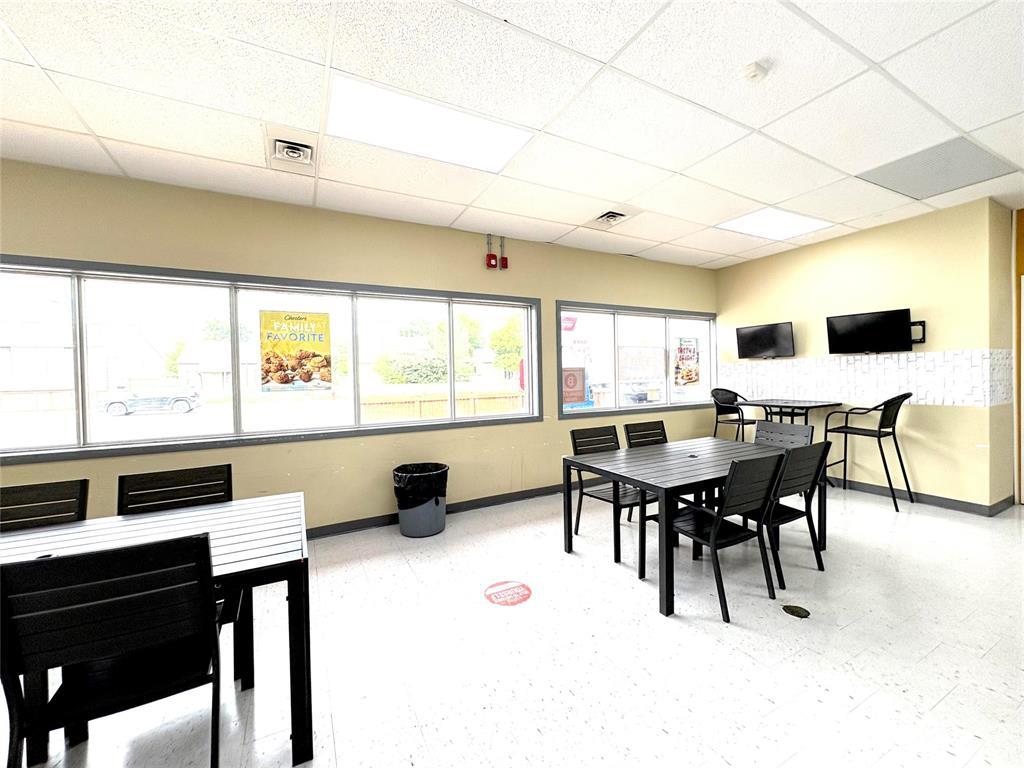 Photo 36 of 1539 Logan Avenue, Winnipeg MB