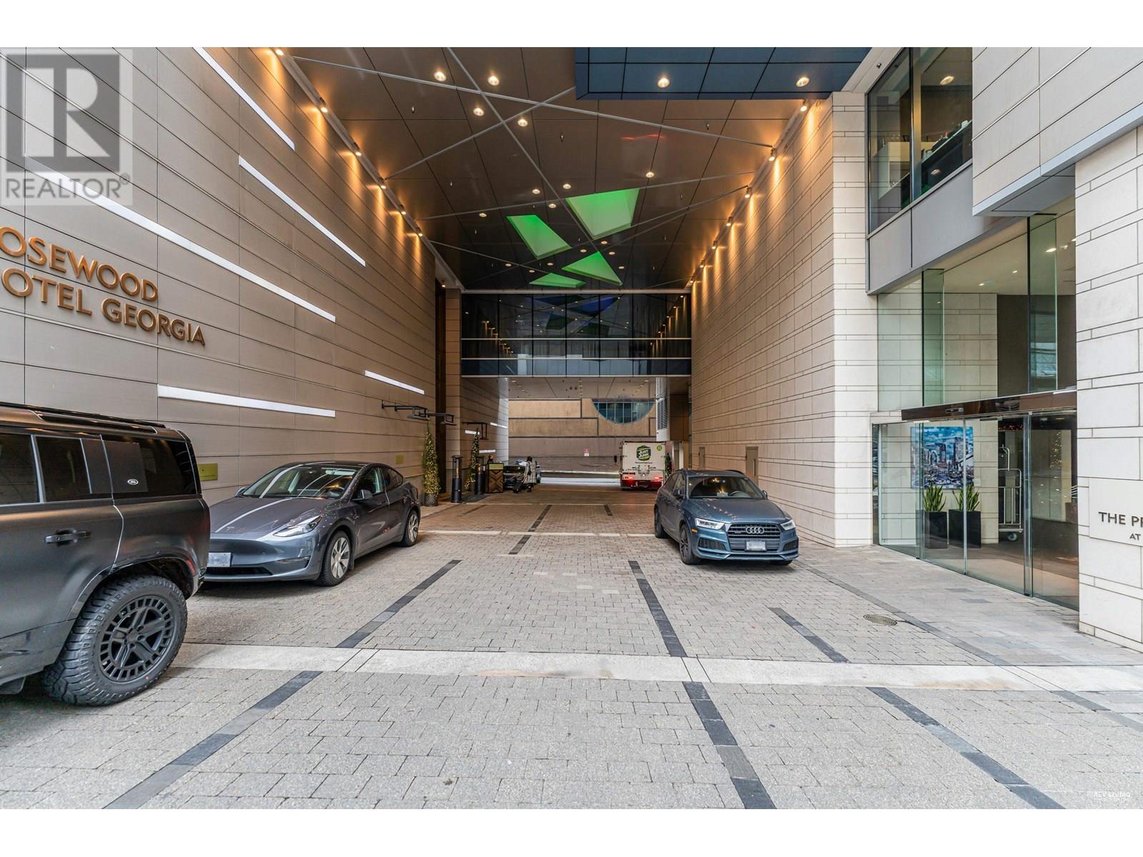 3002 667 HOWE STREET, Vancouver