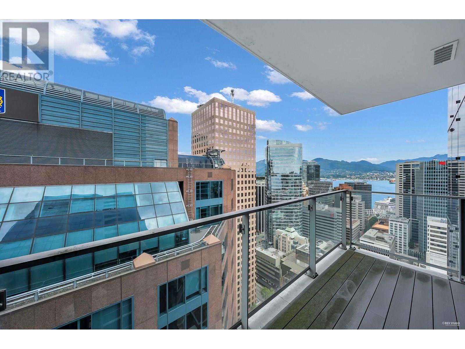 3002 667 HOWE STREET, Vancouver