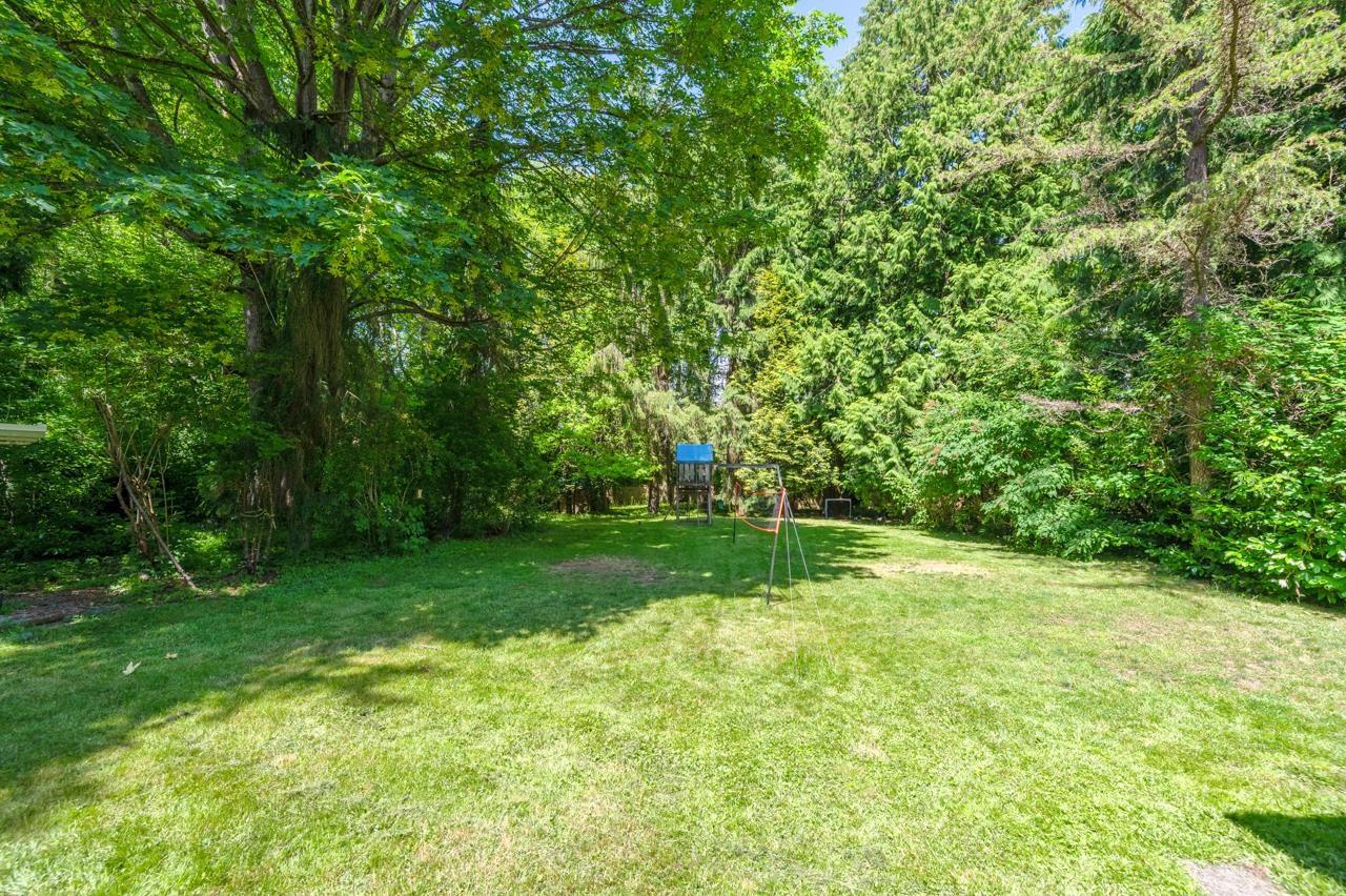Photo 26 of 13553 25 Avenue, Surrey BC