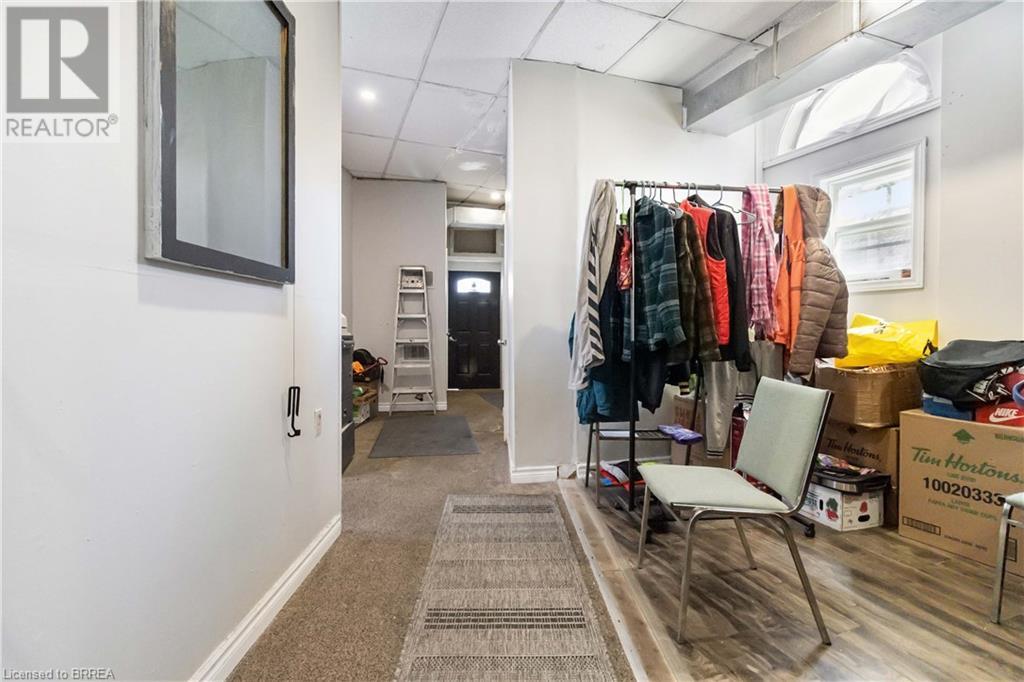Photo 22 of 14 Dalhousie Street, Brantford ON