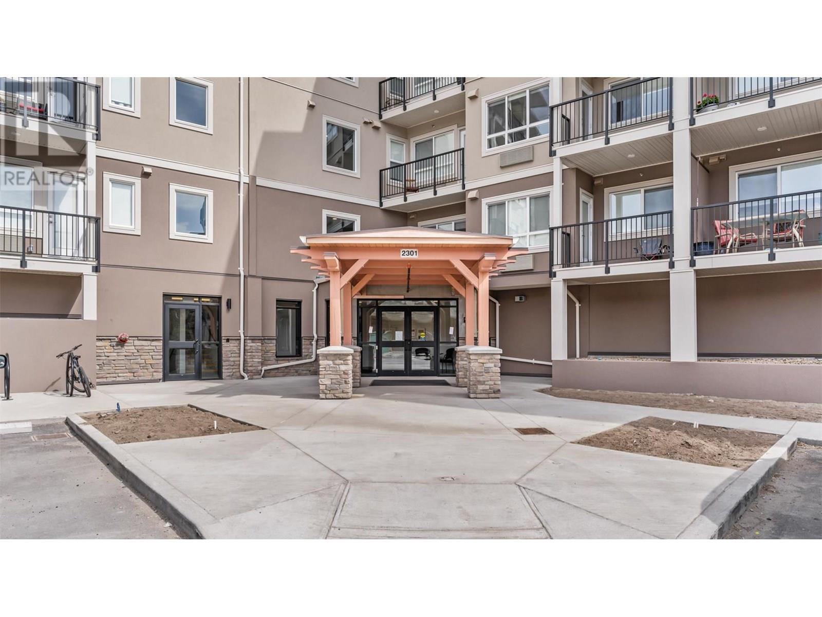 #323 2301 CARRINGTON ROAD - Image 25