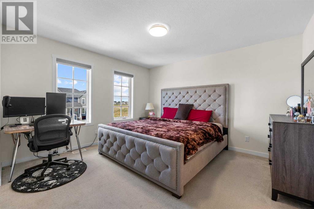 Single Family House for Sale in  Rangeview Drive SE Rangeview Calgary 