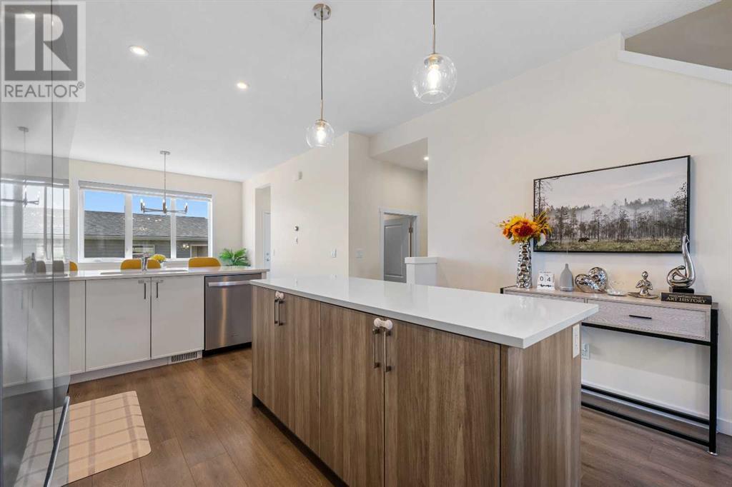 Single Family House for Sale in  Rangeview Drive SE Rangeview Calgary 