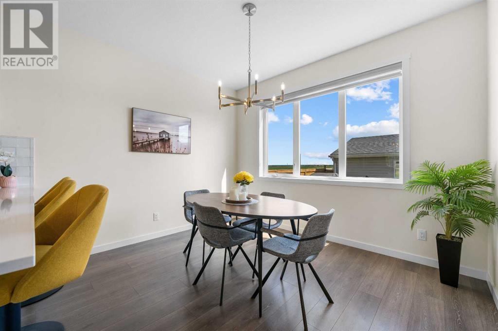Single Family House for Sale in  Rangeview Drive SE Rangeview Calgary 