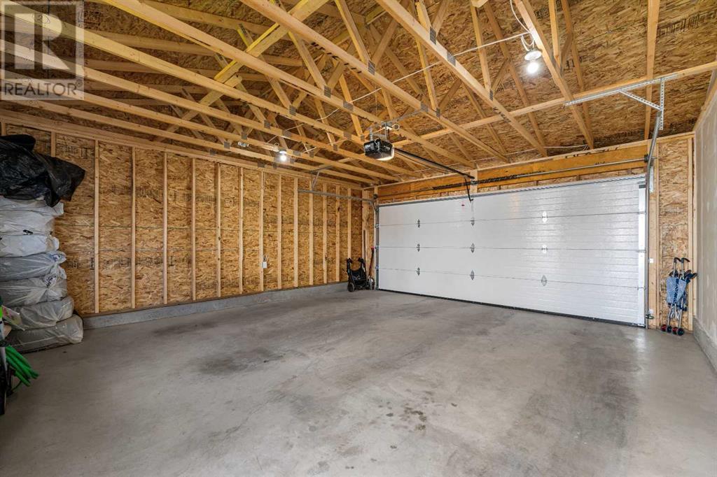 Single Family House for Sale in  Rangeview Drive SE Rangeview Calgary 