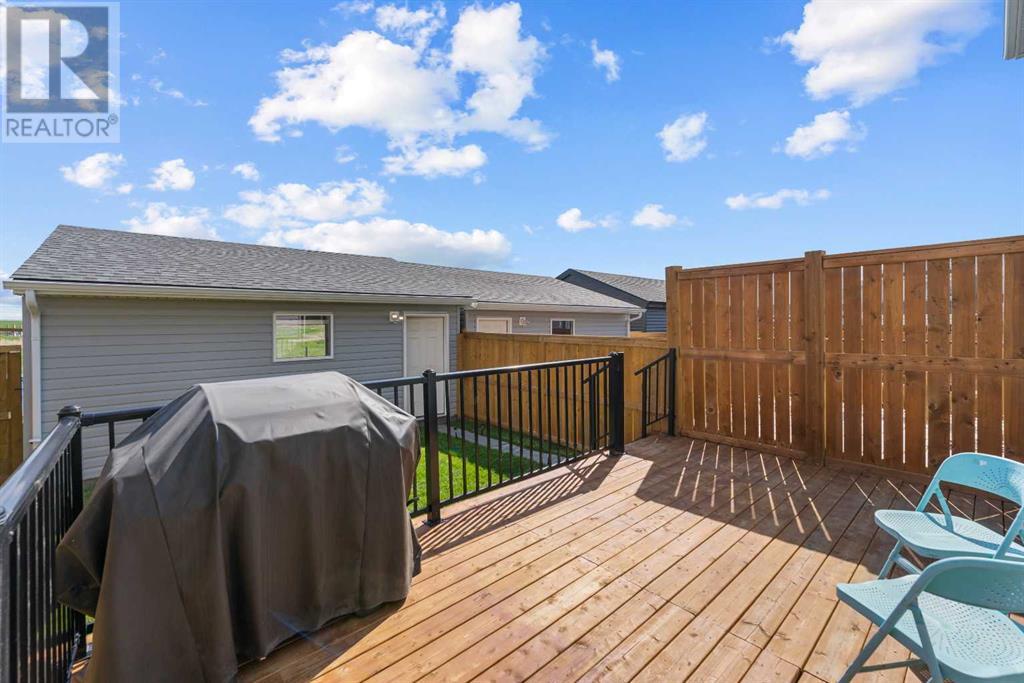 Single Family House for Sale in  Rangeview Drive SE Rangeview Calgary 
