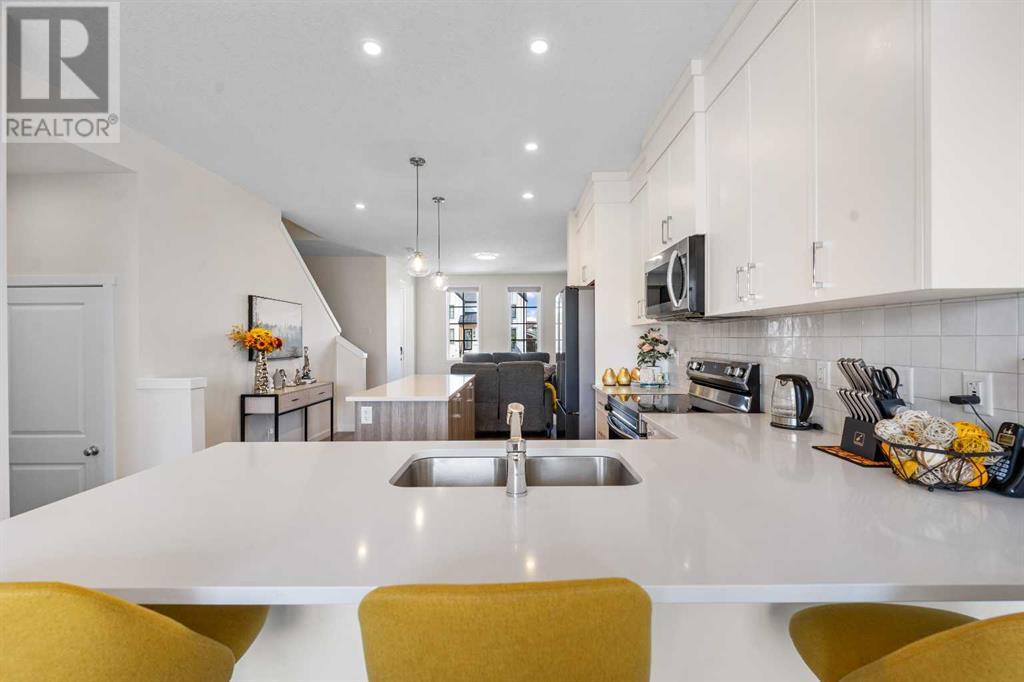 Single Family House for Sale in  Rangeview Drive SE Rangeview Calgary 
