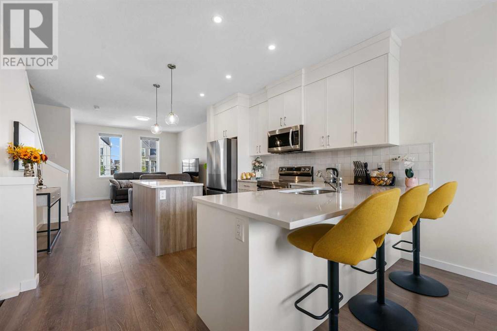 Single Family House for Sale in  Rangeview Drive SE Rangeview Calgary 