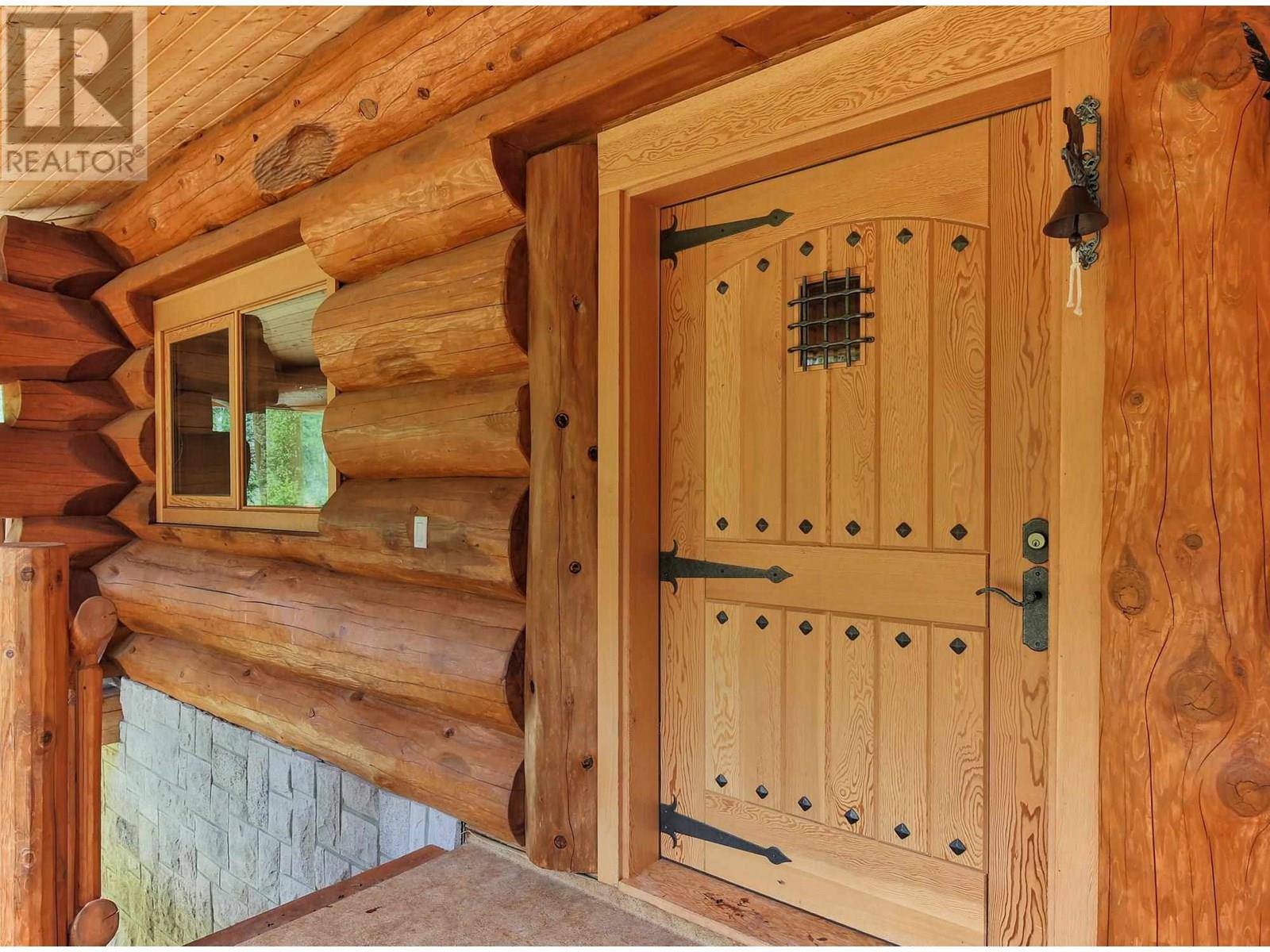 6256 LEAMONT PLACE, Horsefly