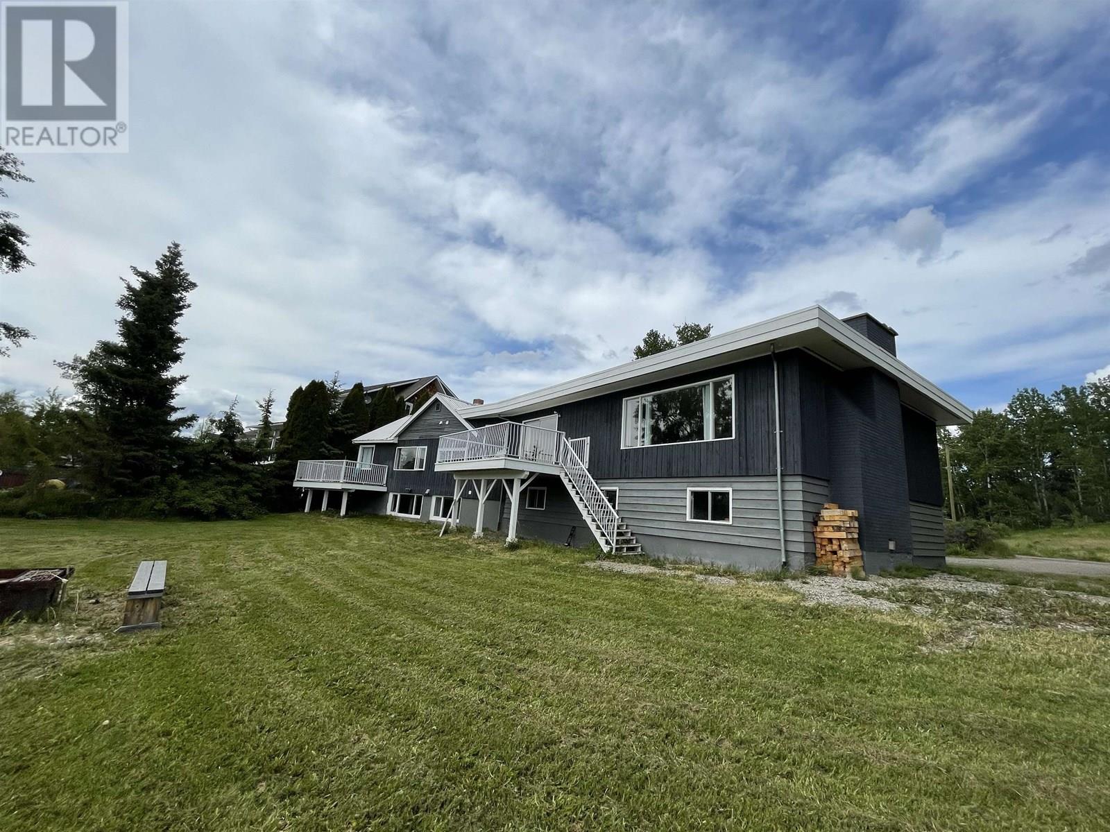 298 PIONEER Way, Burns Lake
