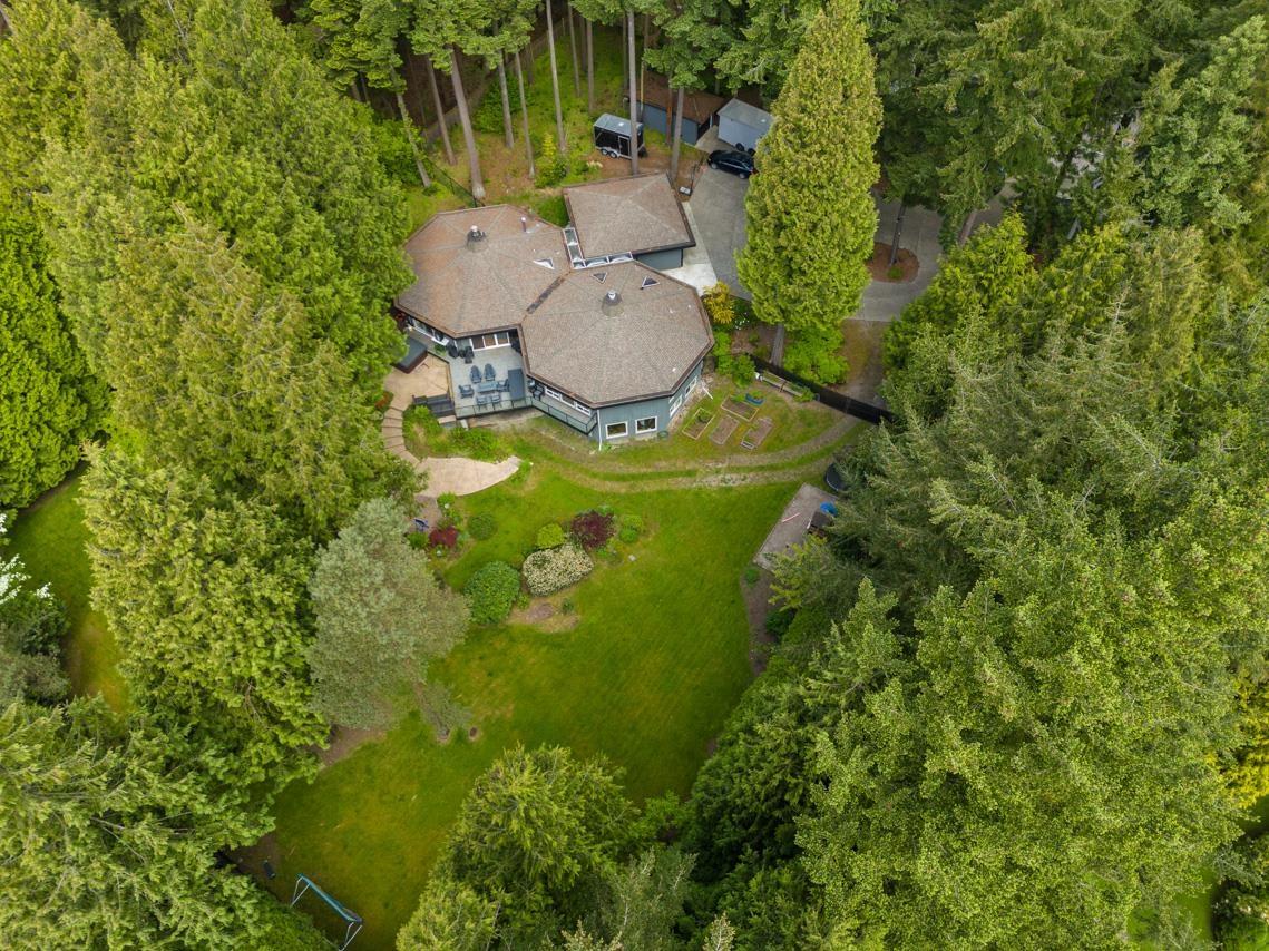 13538 20 AVENUE, Surrey real estate listing R3003635