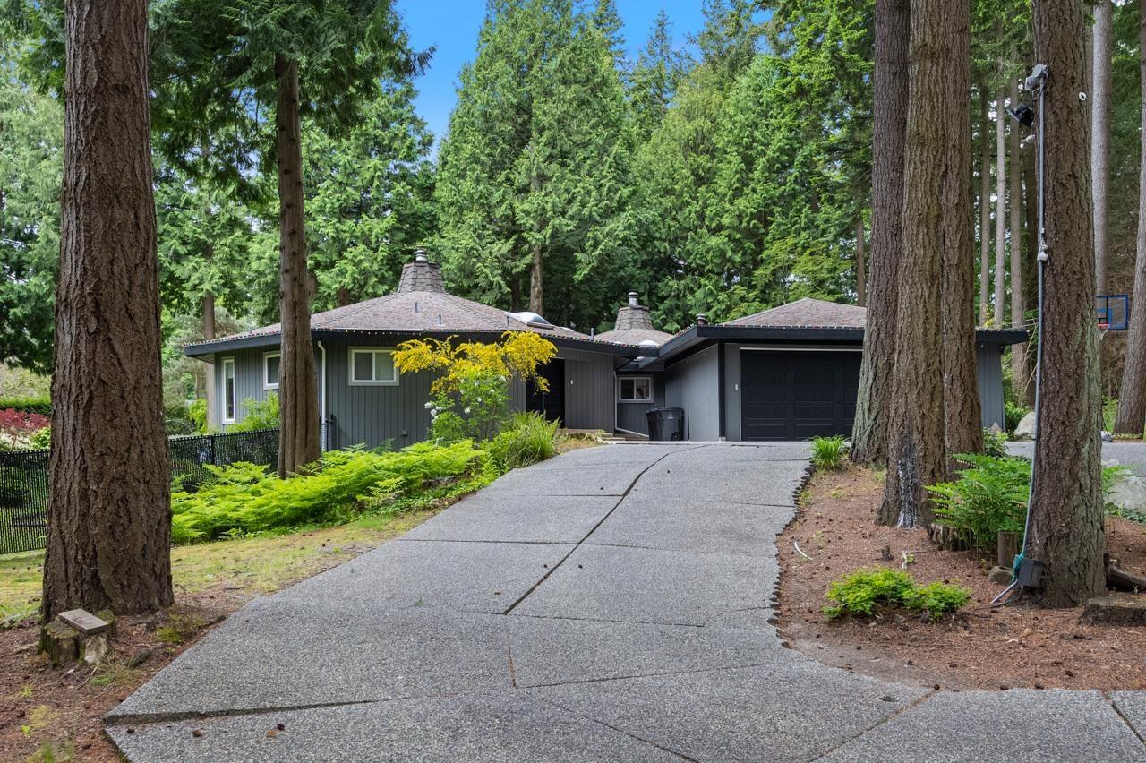 13538 20 AVENUE, Surrey real estate listing R3003635
