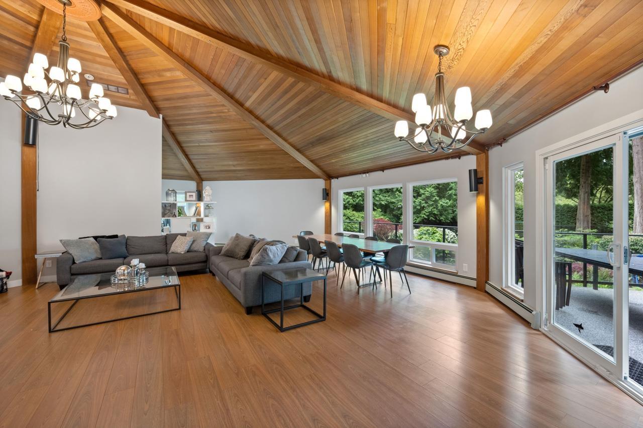 13538 20 AVENUE, Surrey real estate listing R3003635