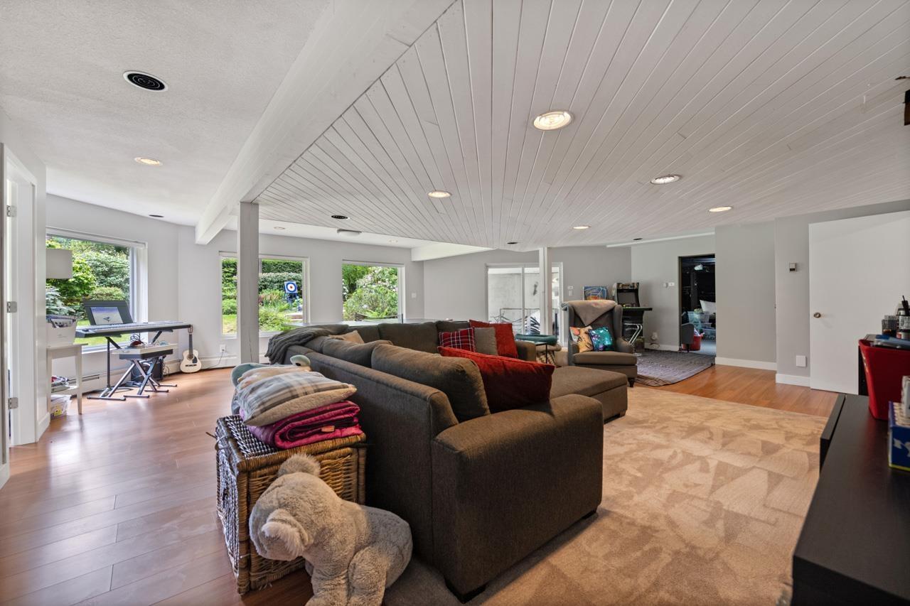 13538 20 AVENUE, Surrey real estate listing R3003635