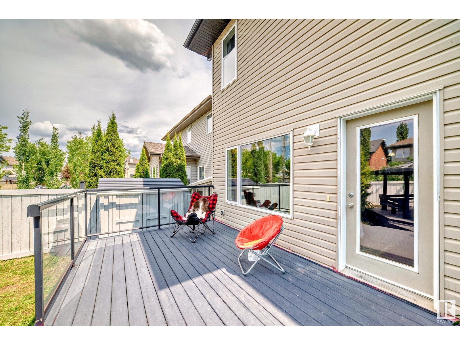 Photo 17 of 6406 Sandin Cr Nw, Edmonton AB