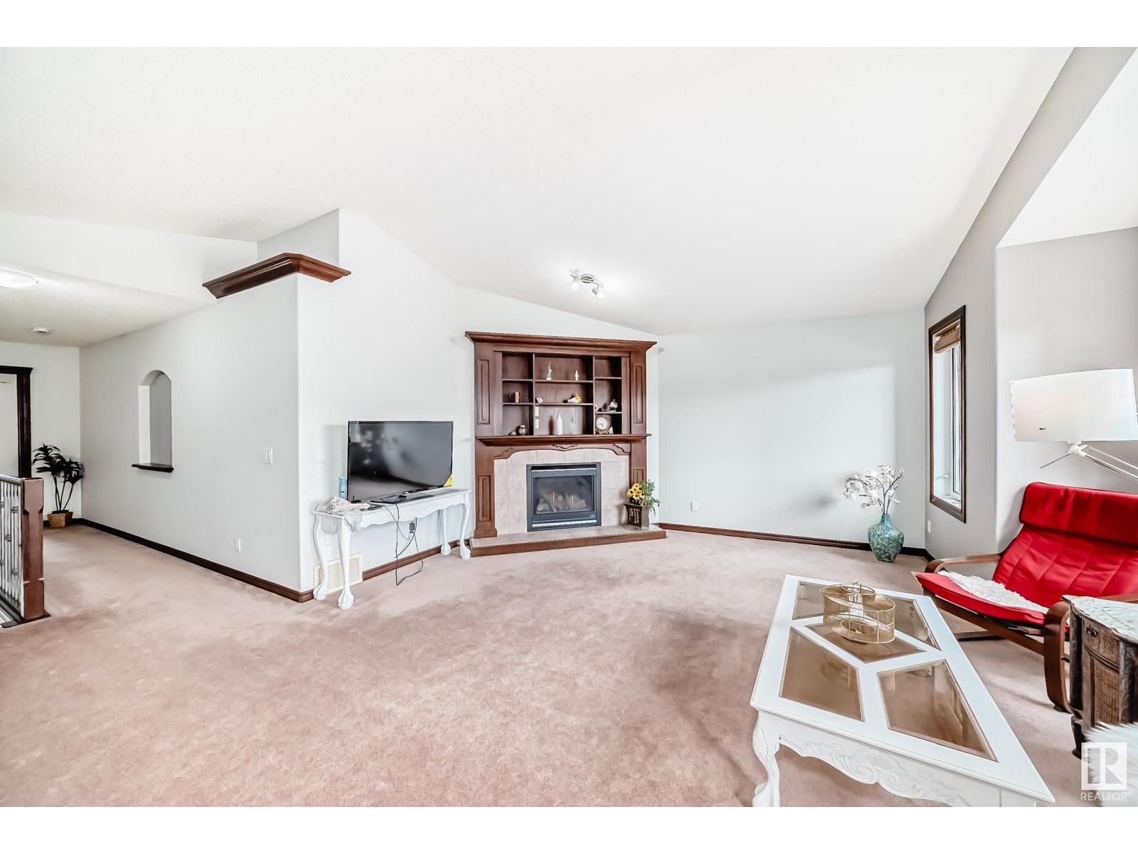 Photo 26 of 6406 Sandin Cr Nw, Edmonton AB