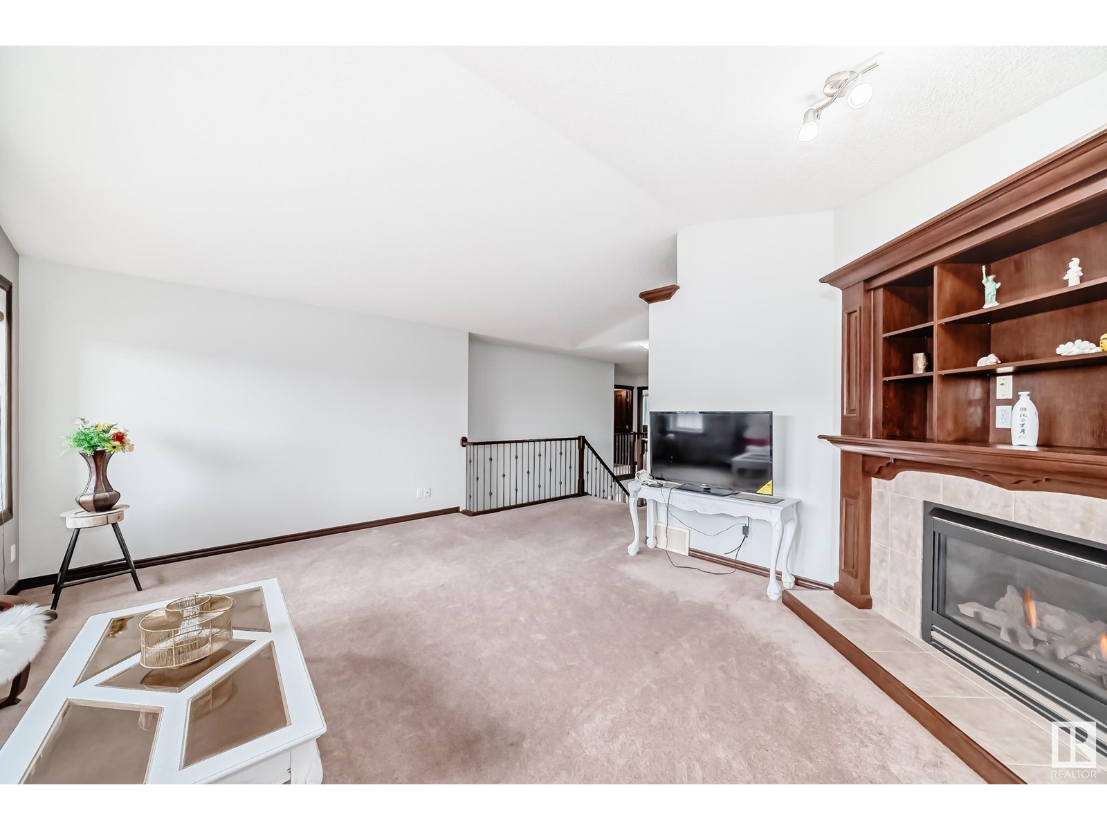 Photo 28 of 6406 Sandin Cr Nw, Edmonton AB