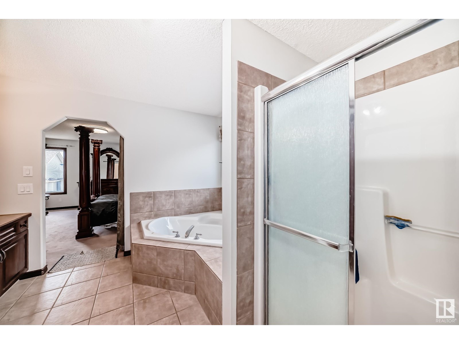 Photo 36 of 6406 Sandin Cr Nw, Edmonton AB