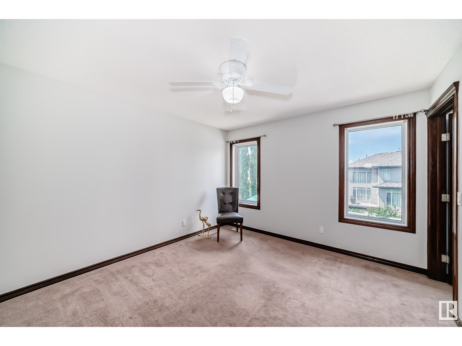 Photo 38 of 6406 Sandin Cr Nw, Edmonton AB