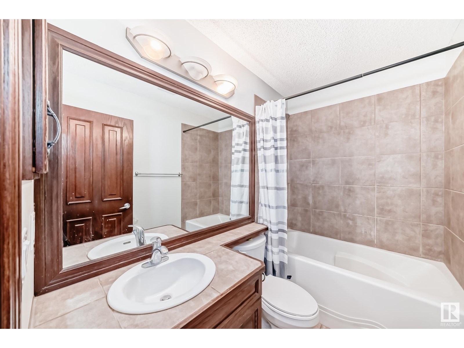 Photo 46 of 6406 Sandin Cr Nw, Edmonton AB