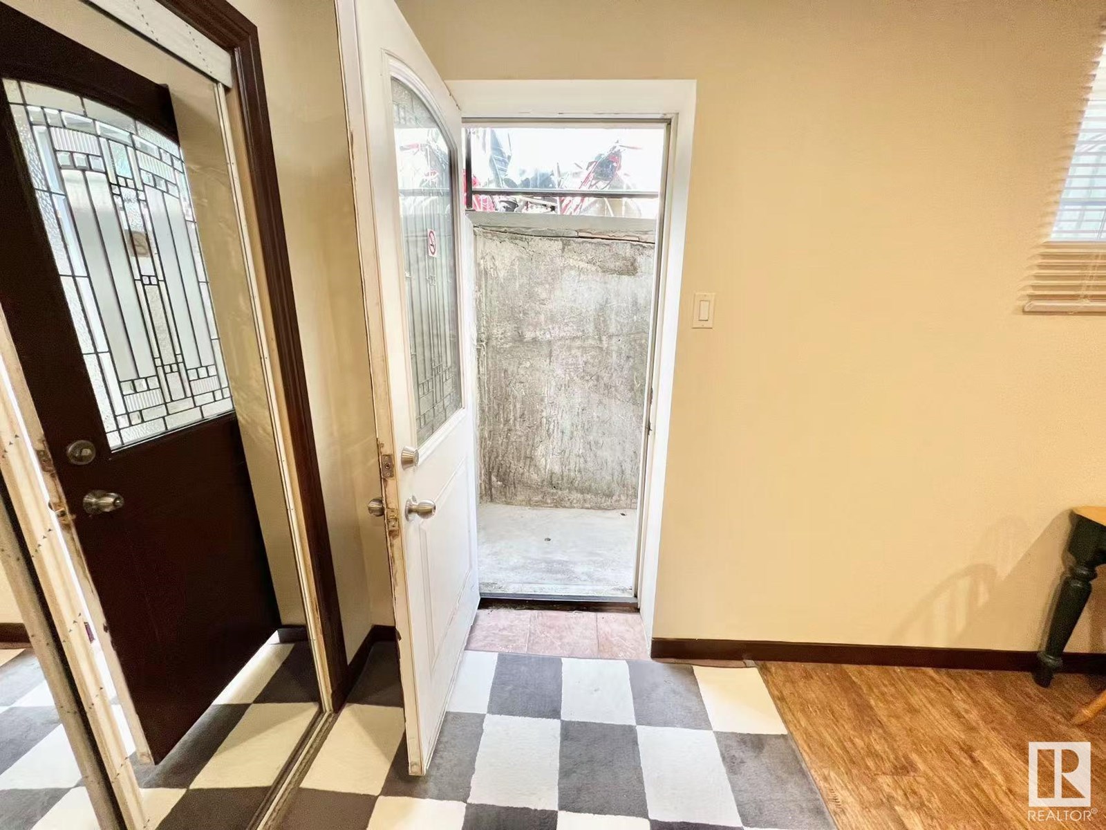 Photo 47 of 6406 Sandin Cr Nw, Edmonton AB