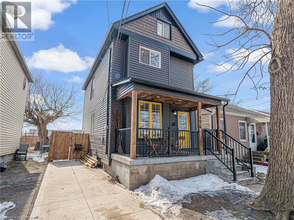 Photo 2 of 174 Mcanulty Boulevard, Hamilton ON