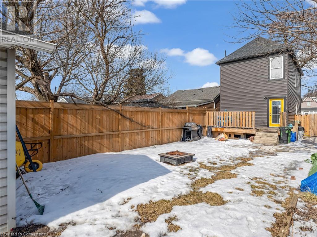 Photo 32 of 174 Mcanulty Boulevard, Hamilton ON