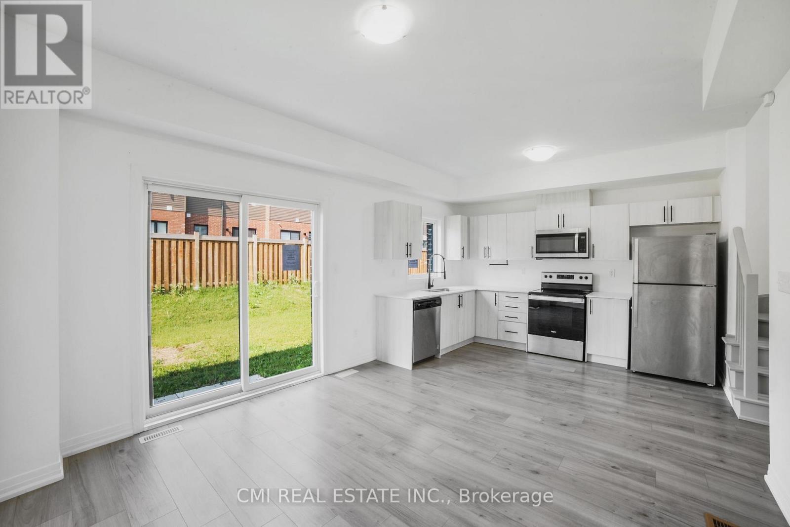 Photo 20 of 79 Gateland Drive, Barrie ON