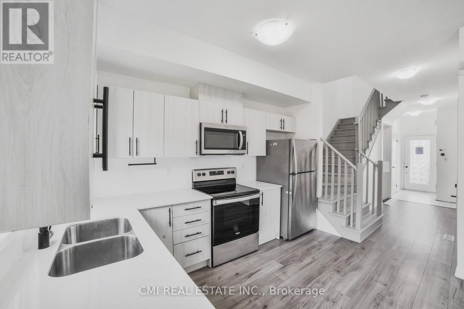 Photo 27 of 79 Gateland Drive, Barrie ON