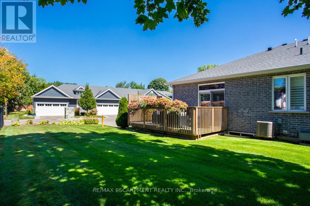 Photo 31 of 13 418 Nelson Street, Norfolk ON