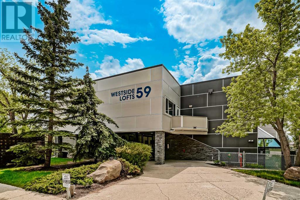 Single Family House Loft for Sale in   Glamis Drive SW Glamorgan Calgary 