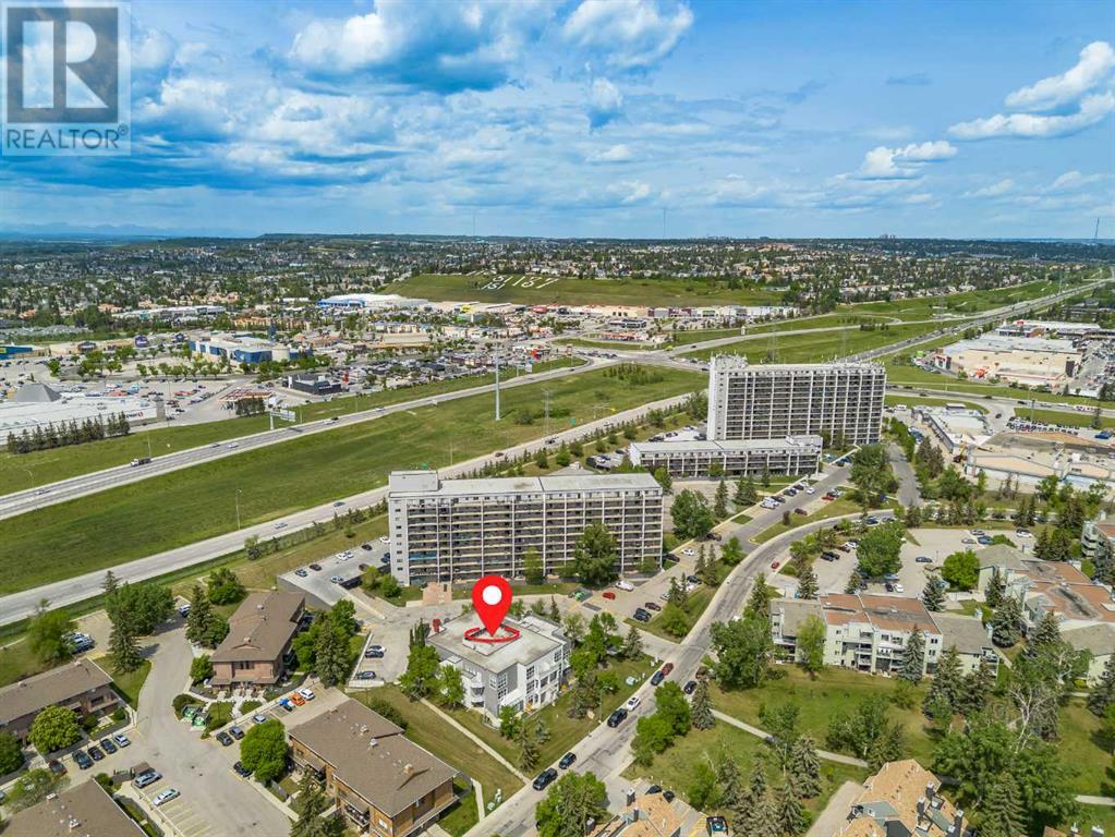 Single Family House Loft for Sale in   Glamis Drive SW Glamorgan Calgary 