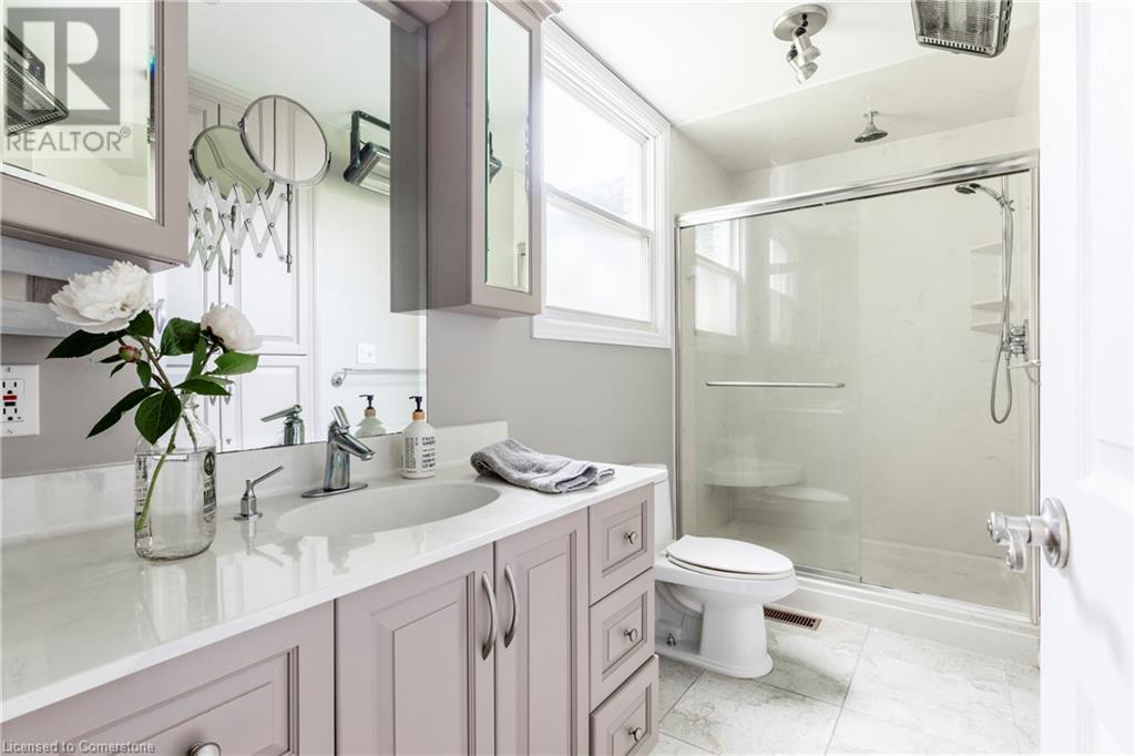 Photo 4 of 4245 Cedar Springs Road, Burlington ON