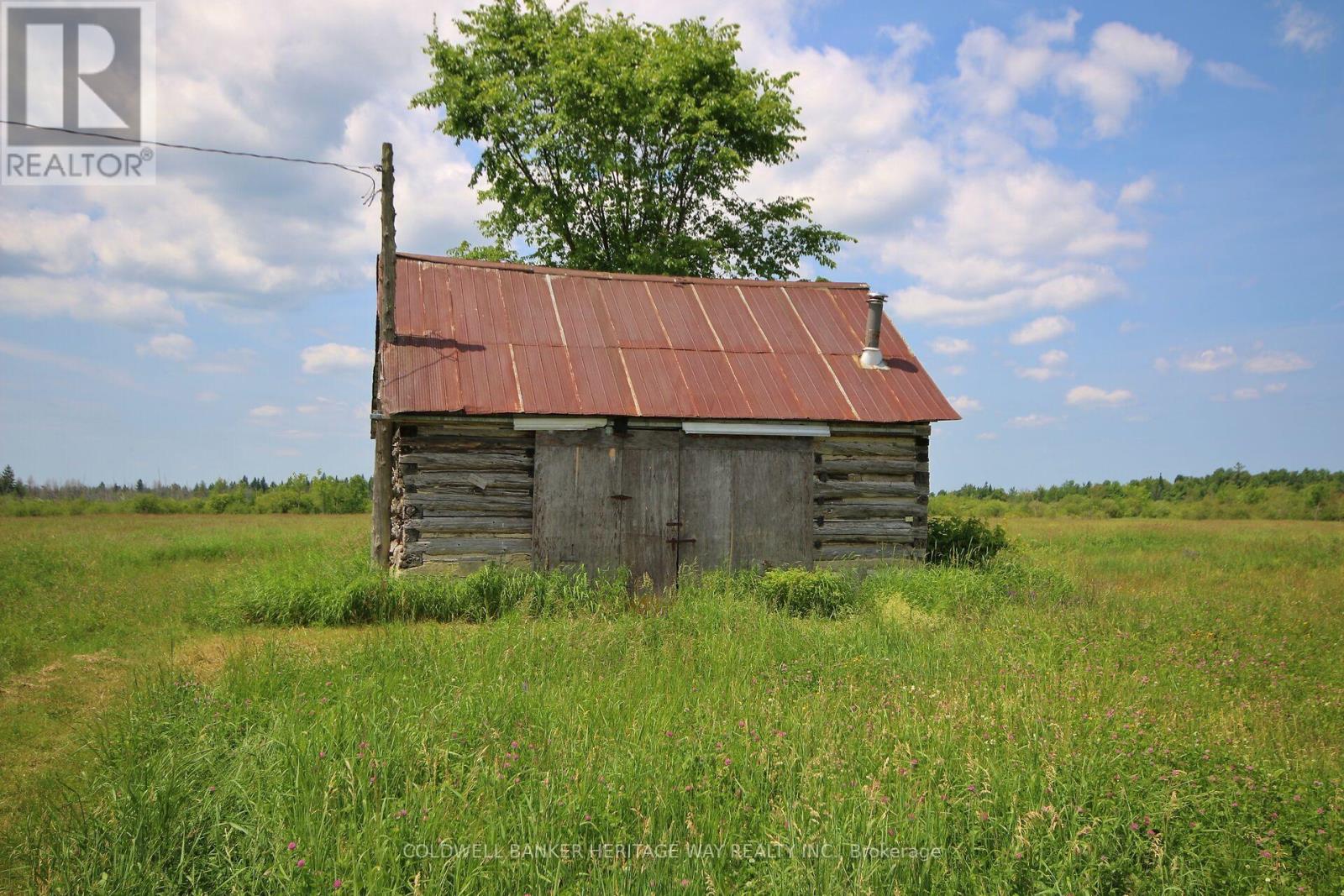 Photo 17 of 956 Kidd Road, Beckwith ON