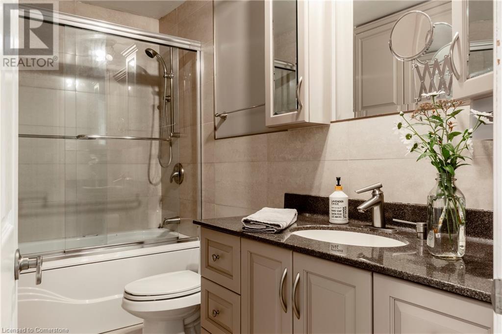 Photo 15 of 4245 Cedar Springs Road, Burlington ON