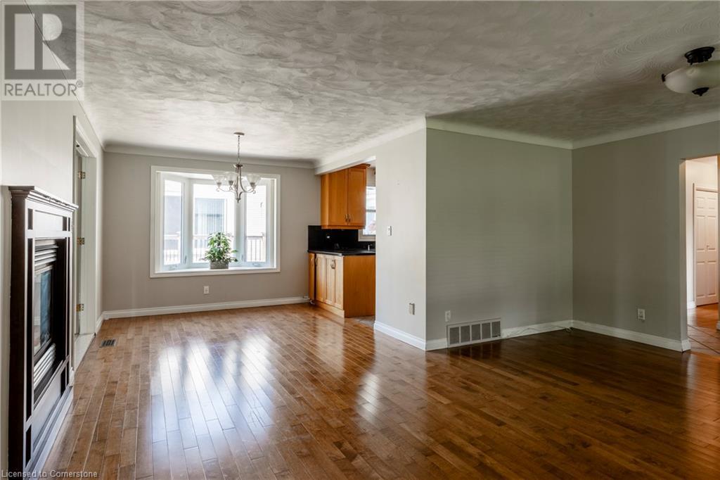 Photo 21 of 4245 Cedar Springs Road, Burlington ON