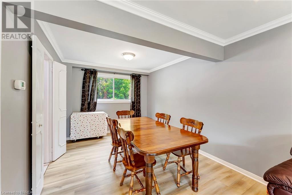 Photo 2 of 307 Erindale Drive, Burlington ON
